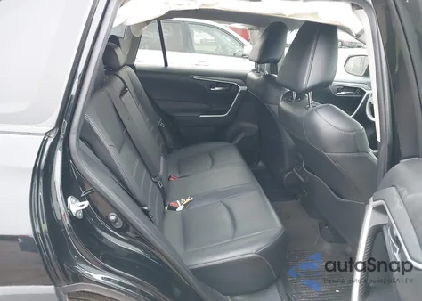 2021 Toyota Rav4 Xle Premium z USA, uszkodzony, nr VIN 2T3A1RFV9MW197535